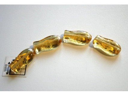 Margele sticla Cehia forma peste 14 x 7 mm culoare topaz transparent (10 buc).