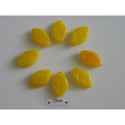 FR90 - margele frunza, culoare mix opaque yellow ,10 buc